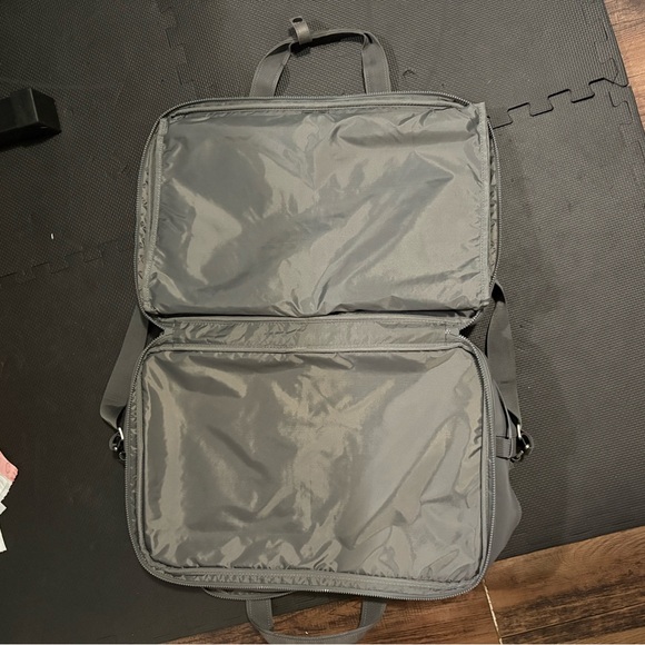 Stitch Golf Travel Bag - Picture 4 of 9